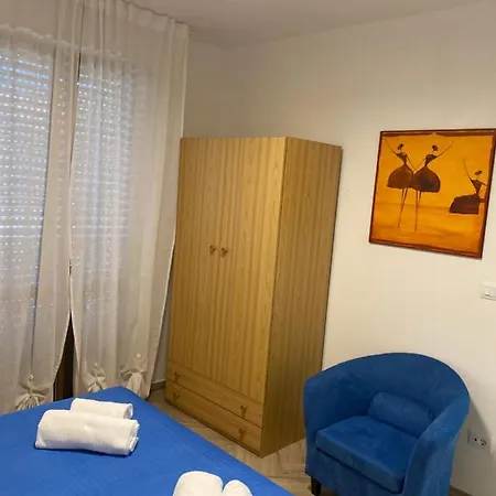 Vacanze Al Mare Apartment *
